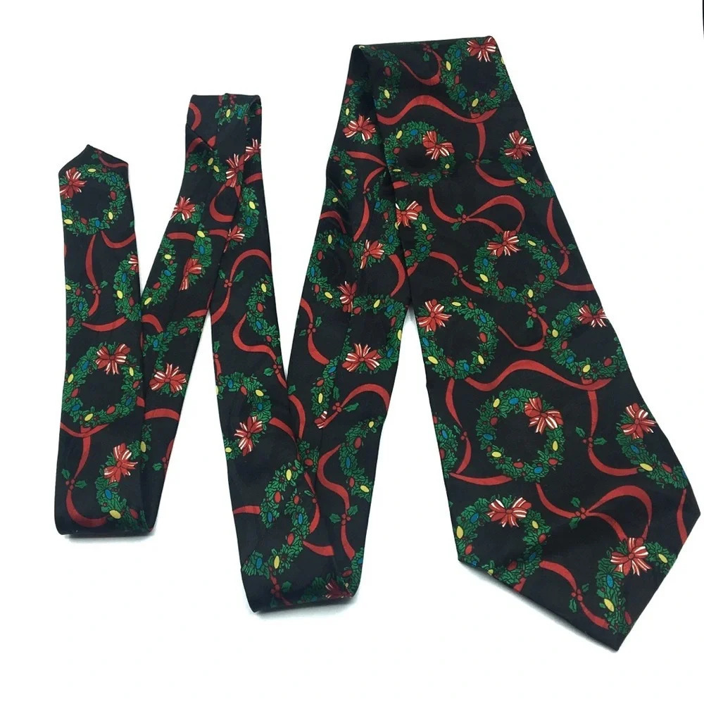 Men’s Vintage Steven Harris Christmas Wreath Neck Tie